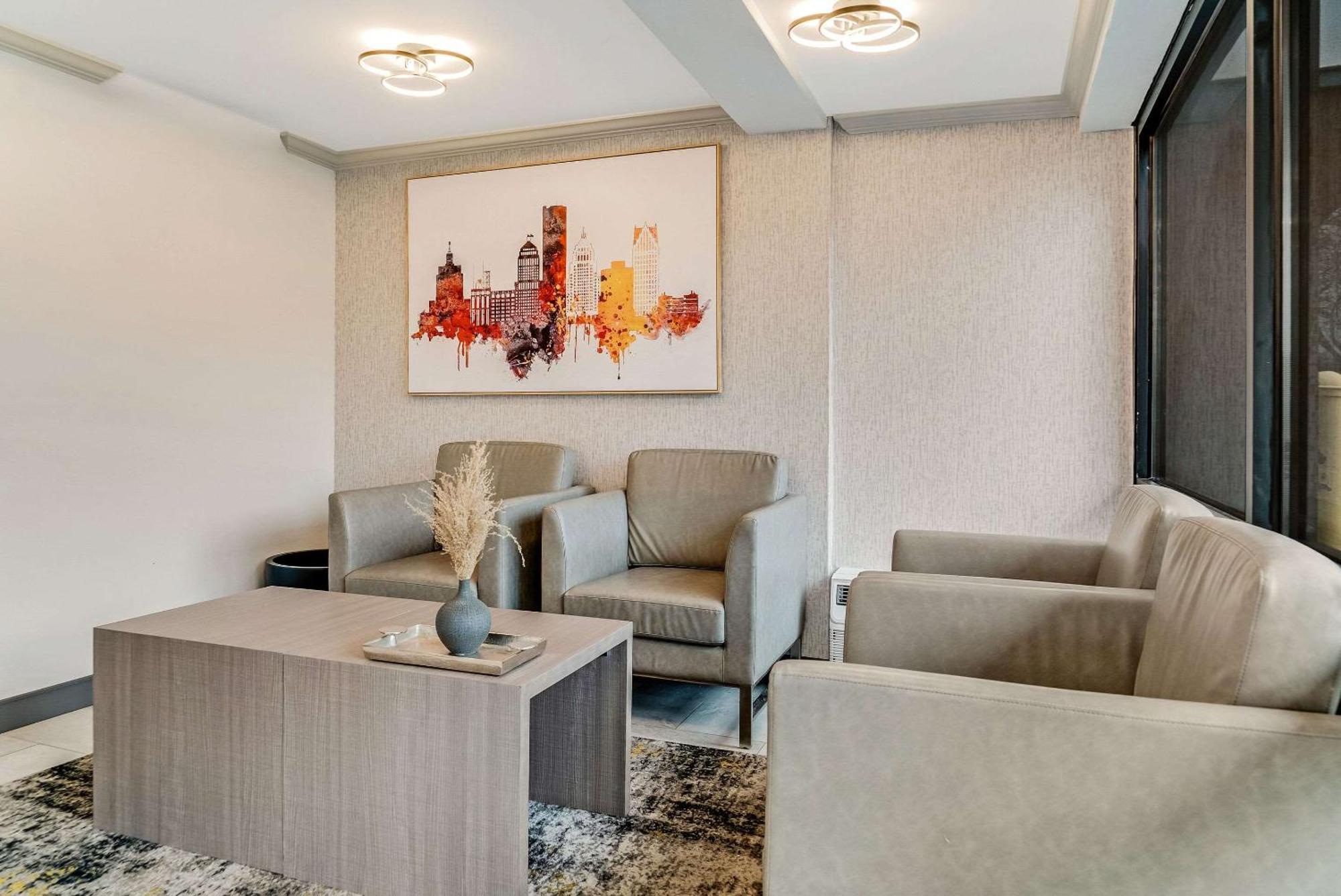 Quality Inn Detroit Downtown Экстерьер фото