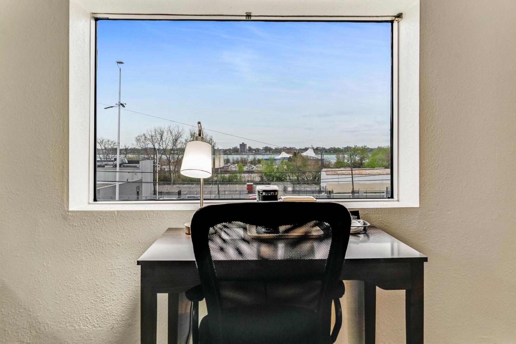 Quality Inn Detroit Downtown Экстерьер фото