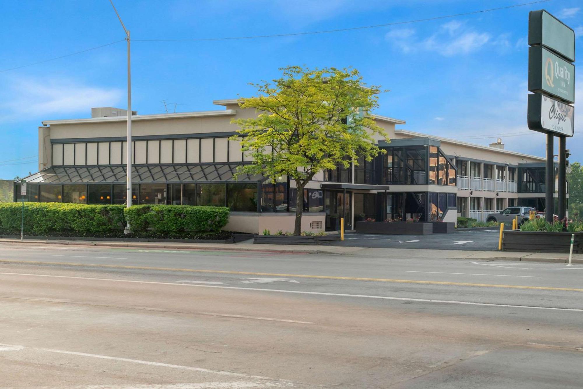 Quality Inn Detroit Downtown Экстерьер фото